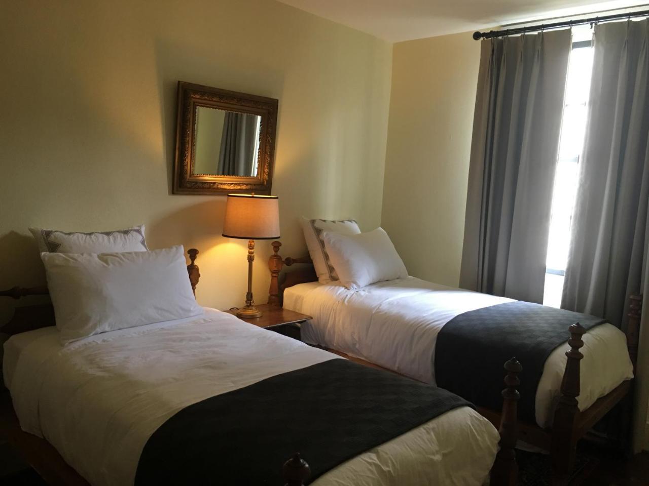 Wolf Creek Inn & Tavern ภายนอก รูปภาพ