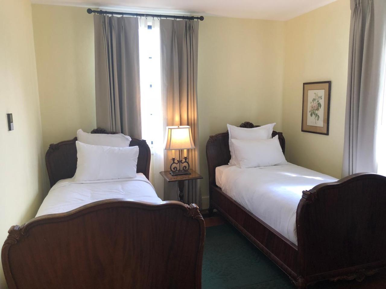 Wolf Creek Inn & Tavern ภายนอก รูปภาพ